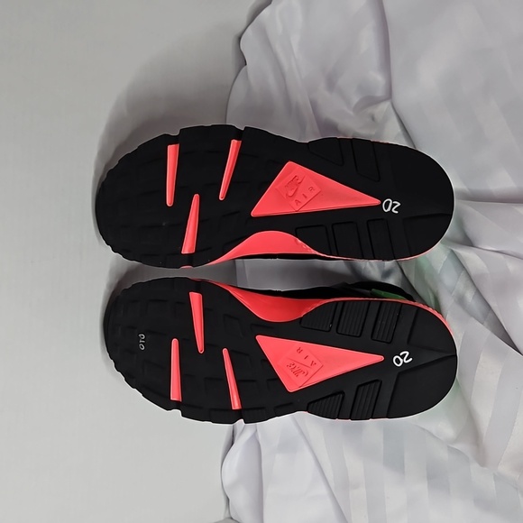 NIKE AIR HUARACHE WOMEN'S SIZE 10 SNEAKERS BLACK,PINK,LIME GREEN HIGH TOPS - Picture 7 of 10